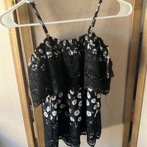 FINAL MARKDOWN No Boundaries junior crocheted trim Camisole small